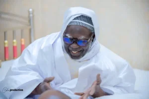 Lire la suite à propos de l’article Inondations à Touba : Serigne Mountakha Mbacké décaisse une enveloppe de 200 millions FCFA pour assister les sinistrés.