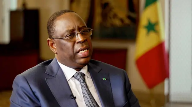 You are currently viewing Ce 15 décembre devait se tenir la présidentielle : retour sur la décision de Macky Sall qui a failli faire basculer le Sénégal