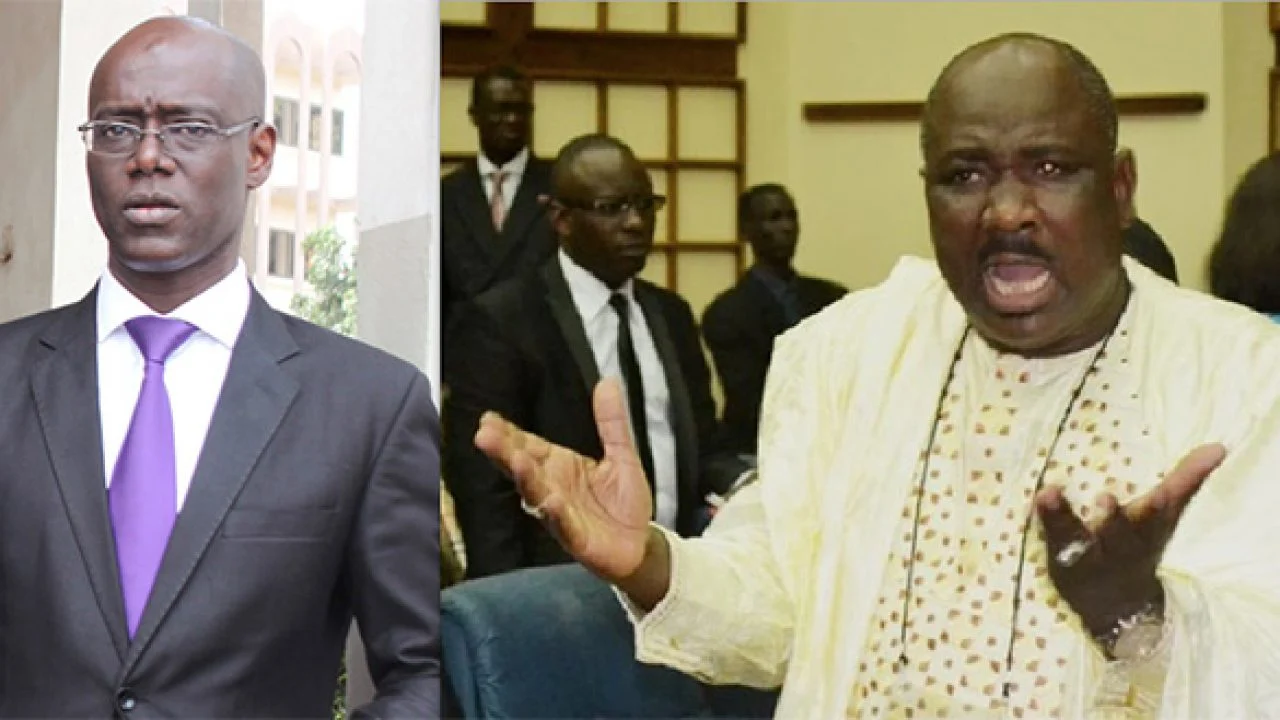 Lire la suite à propos de l’article Diffamé par Farba Ngom: Thierno Alassane Sall déshabille Farba.